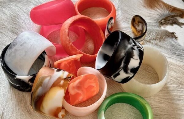 Thick resin bangle