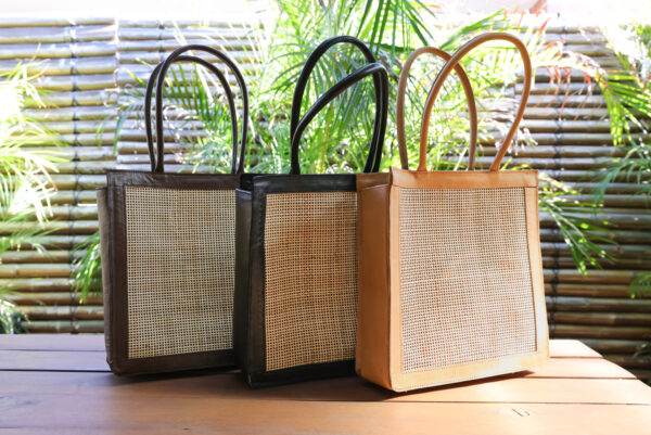 Leather and rattan square bag