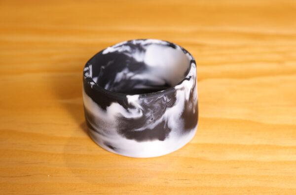 Closed Cuff